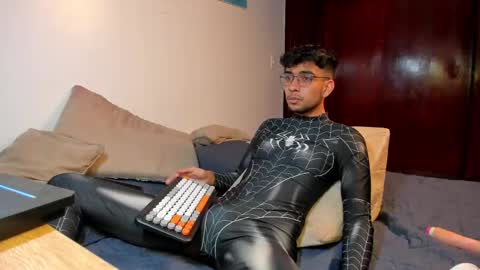 Snapshot of andy_coxs2 chatting on September 12, 8:53 pm Andy online show from September 12, 8:53 pm