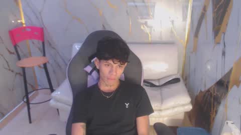 andy_dan1 online show from October 16, 5:10 pm