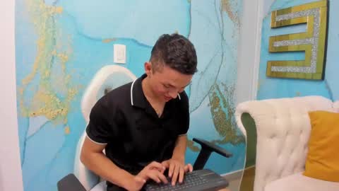 ANDY online show from February 7, 1:36 am