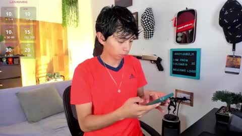 Snapshot of andy_guez_11 chatting on March 11, 10:18 am andy_guez_11 online show from March 11, 10:18 am