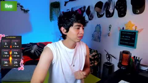 andy_guez_11 online show from October 5, 10:08 am