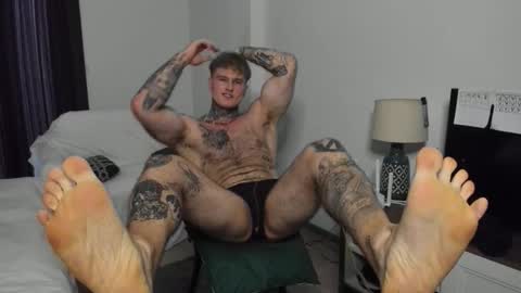 Snapshot of andy_hunk chatting on October 6, 8:08 am Andrew online show from October 6, 8:08 am