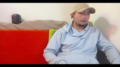 andy_magic_ online show from November 4, 2:12 am