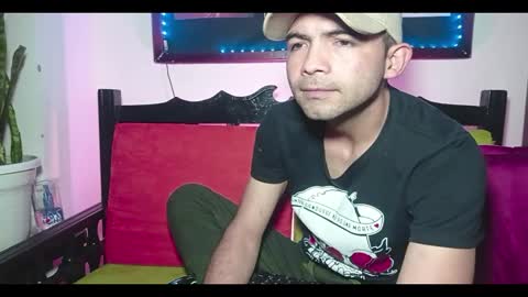 andy_magic_ online show from November 29, 3:41 am