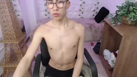 Andy online show from March 27, 8:26 am