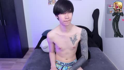 Snapshot of andy_twiink chatting on February 14, 7:54 pm twx Andy twink3 online show from February 14, 7:54 pm