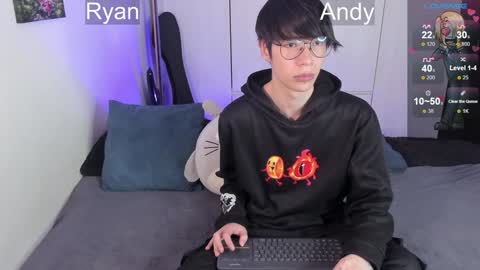 Snapshot of andy_twiink chatting on January 2, 6:18 am twx Andy twink3 online show from January 2, 6:18 am