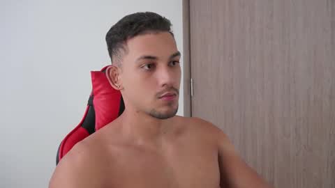 Snapshot of andy_weld chatting on September 11, 9:03 pm my onlyfans online show from September 11, 9:03 pm