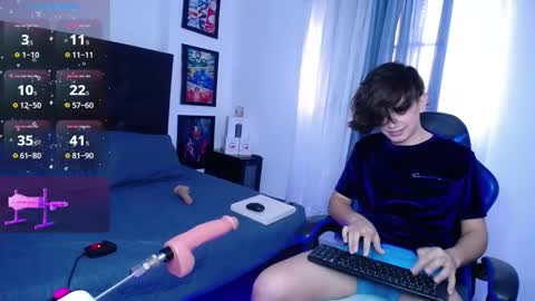 andy online show from October 22, 9:40 pm