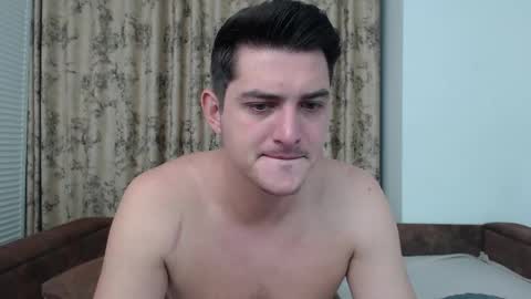 Snapshot of andyfame1 chatting on December 6, 12:23 am Andy Fame online show from December 6, 12:23 am