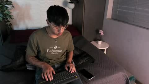 Snapshot of andyjoy_ chatting on October 6, 11:04 am Andy Joy online show from October 6, 11:04 am