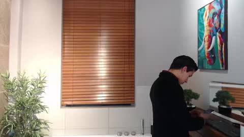 Andy Joy  online show from April 25, 1:41 pm