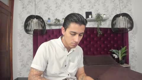 Andy Joy  online show from April 20, 11:46 am