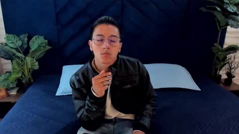 Snapshot of andyjoy_ chatting on October 8, 11:03 am Andy Joy online show from October 8, 11:03 am