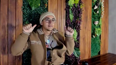 Andy Joy  online show from January 19, 11:12 am