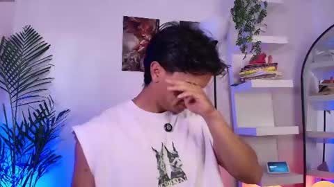 andypalmerr online show from June 13, 11:41 am