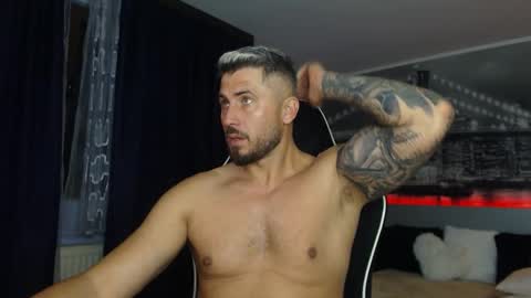 Snapshot of andysoul340 chatting on October 19, 1:10 am Magic Andy online show from October 19, 1:10 am