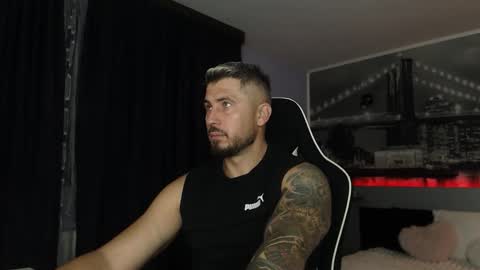 Snapshot of andysoul340 chatting on October 25, 10:44 pm Magic Andy online show from October 25, 10:44 pm