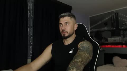 Snapshot of andysoul340 chatting on November 2, 12:26 am Magic Andy online show from November 2, 12:26 am