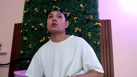 angel online show from November 1, 6:12 pm