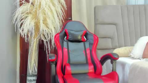 Snapshot of angel_adamx chatting on October 13, 3:56 am Angel online show from October 13, 3:56 am