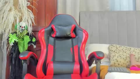 Snapshot of angel_adamx chatting on October 23, 3:32 am Angel online show from October 23, 3:32 am