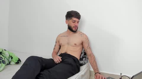 Snapshot of angel_damons_ chatting on March 9, 4:44 pm Angel Damons online show from March 9, 4:44 pm