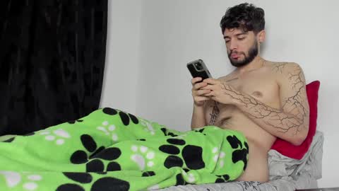 Snapshot of angel_damons_ chatting on January 26, 2:30 pm Angel Damons online show from January 26, 2:30 pm