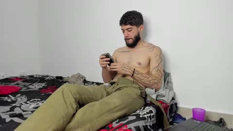 Snapshot of angel_damons_ chatting on March 3, 1:04 pm Angel Damons online show from March 3, 1:04 pm