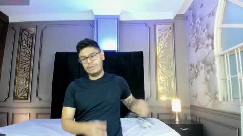 Angel online show from March 2, 11:30 am