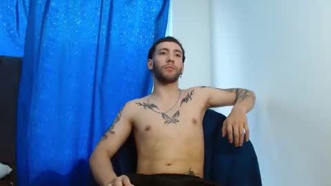 angel_kyrozz online show from October 4, 7:29 pm