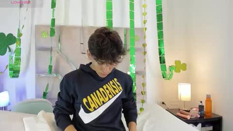 Angel online show from March 12, 7:10 pm