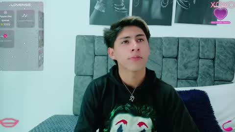 Angel Medina online show from September 10, 1:10 pm
