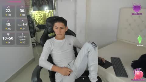Angel Medina online show from March 7, 12:56 pm