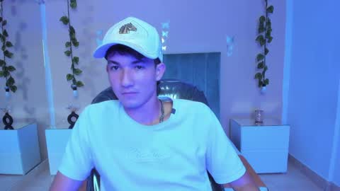 angel_of_sinn online show from April 11, 6:31 am