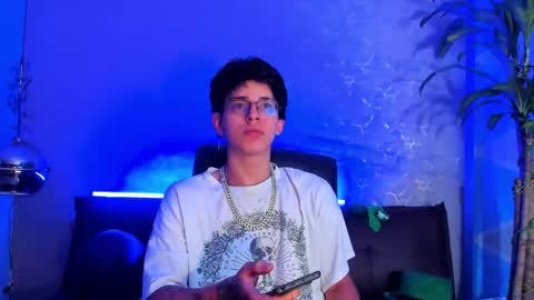 angel_scott2 online show from March 16, 11:25 am