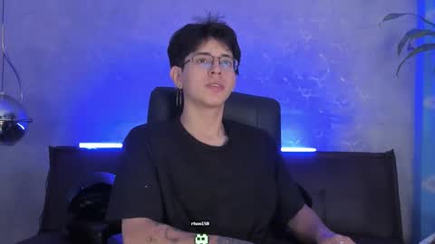 angel_scott2 online show from March 10, 12:00 pm