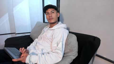 Angel  online show from April 16, 11:43 am