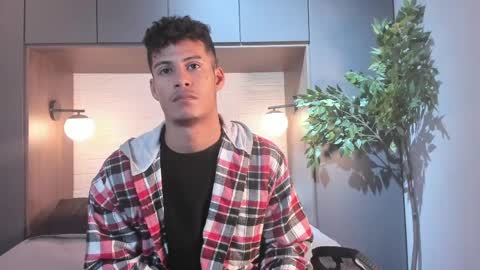 Angel  online show from April 18, 12:06 pm