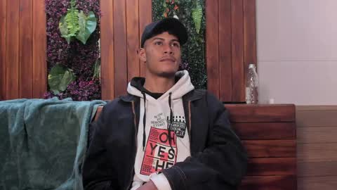 Angel  online show from April 26, 11:40 am