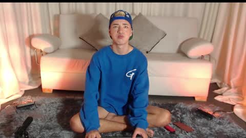 Angel online show from February 28, 12:21 am