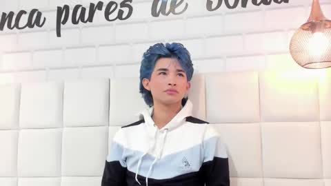 Angel  online show from November 27, 9:40 pm