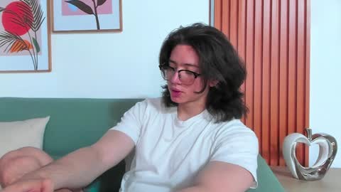 Snapshot of angelbennet_ chatting on January 27, 3:26 am Angel Bennet online show from January 27, 3:26 am