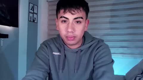 angelboy_01 online show from September 23, 5:18 am