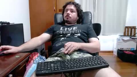 angelbuttslut online show from April 8, 6:49 pm