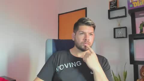 Snapshot of angelcute3 chatting on October 14, 4:47 pm angel online show from October 14, 4:47 pm