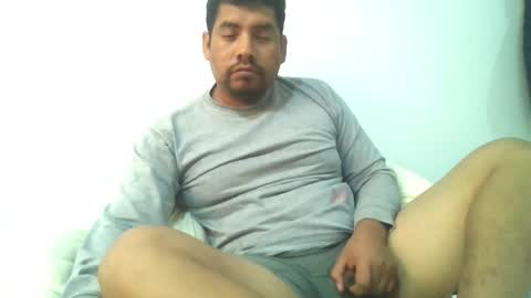 Snapshot of angeldavid90 chatting on October 30, 7:04 pm angeldavid90 online show from October 30, 7:04 pm