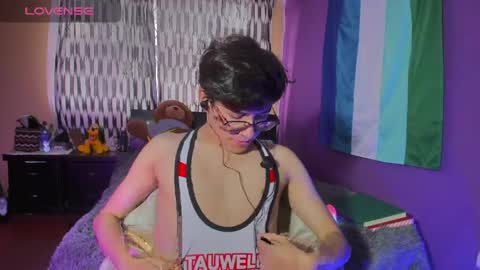 Angel online show from April 18, 7:58 pm