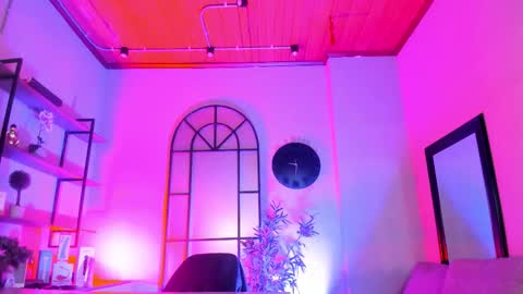 Snapshot of angell__dustt chatting on October 14, 4:08 am Angell Dust online show from October 14, 4:08 am