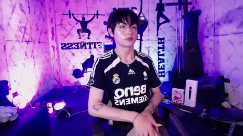 Snapshot of angell__dustt chatting on October 10, 3:55 am Angell Dust online show from October 10, 3:55 am